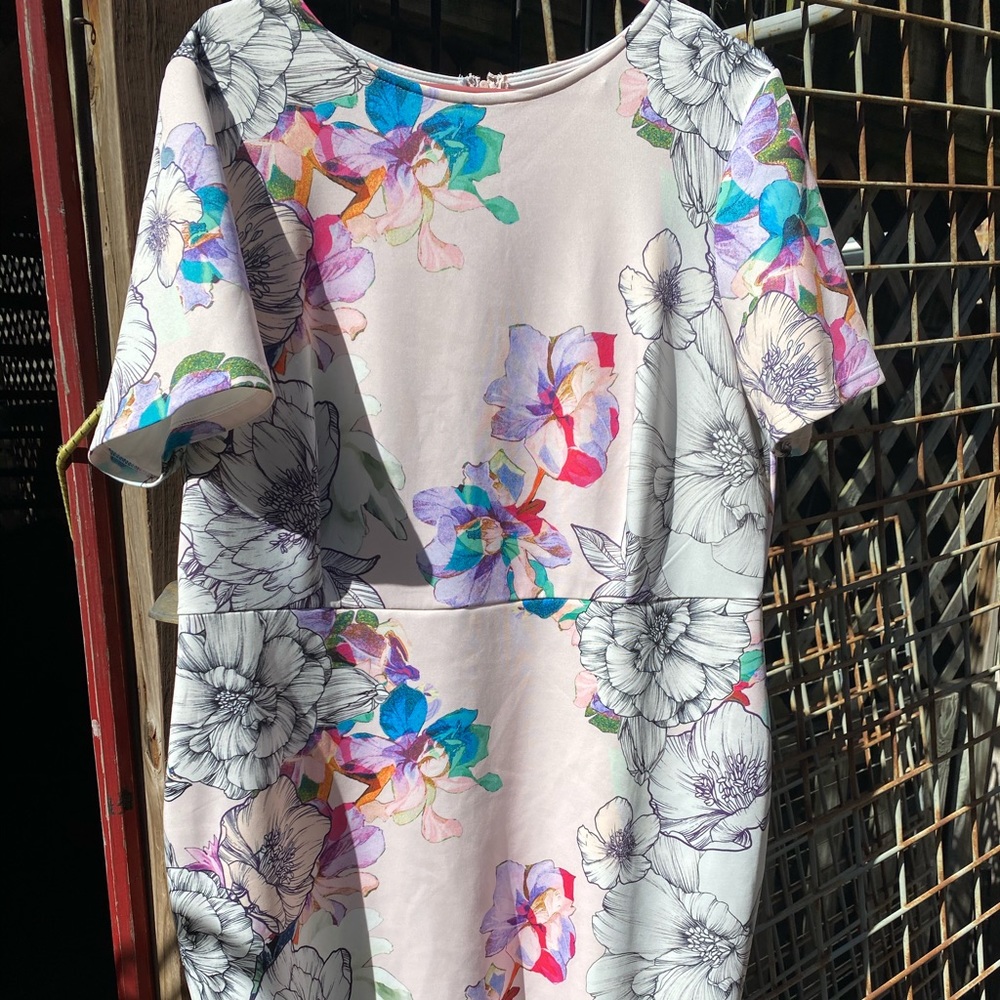 *NEW* ASOS Floral Bodycon Dress